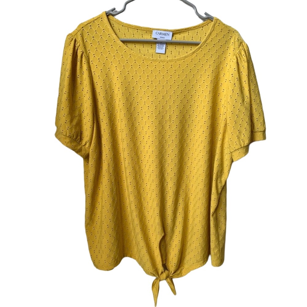 CARMEN MARC VALVO Butter Yellow Rounded Neck Short Sleeve Tie Front Blouse - Picture 1 of 5